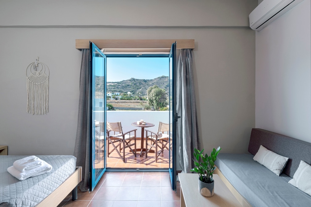 Skiros Rooms